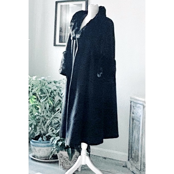 Vintage Retro 1960s wool swing black coat midi, fur, 3/4 sleeves open front-M - Picture 4 of 12